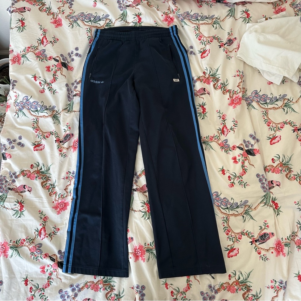 Women’s small adidas track pants